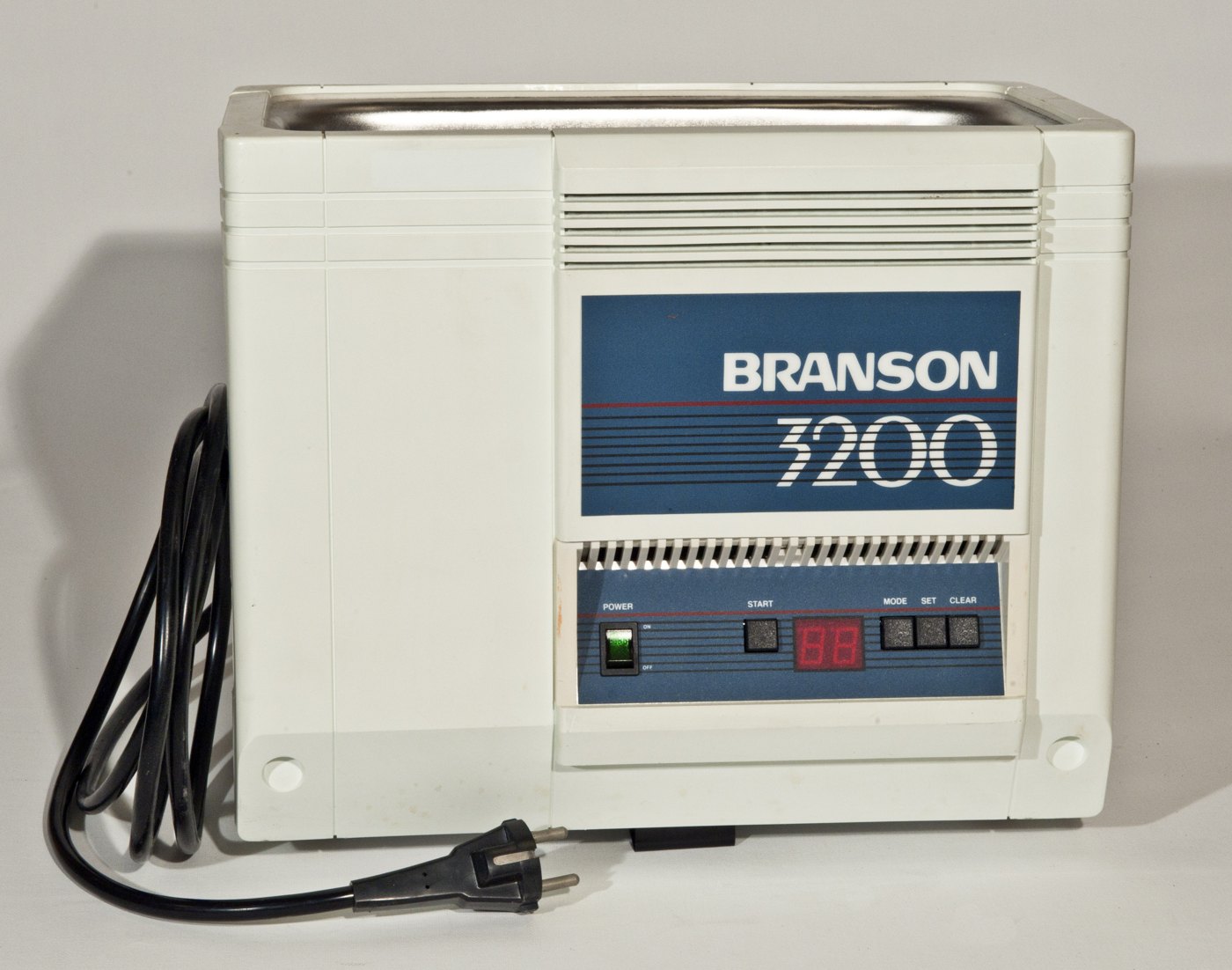 Branson tabletop ultrasonic cleaner
